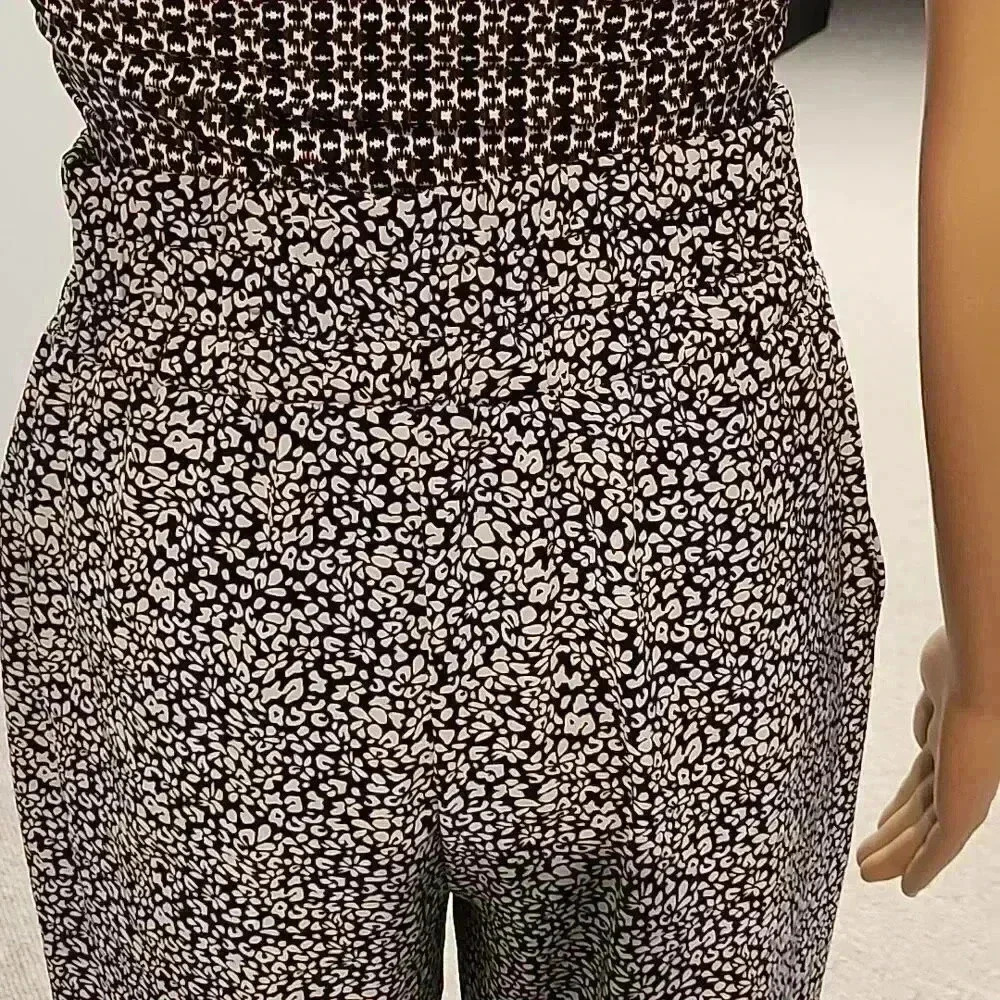 Pants - Picture 7 of 8